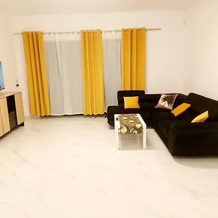 Nyaraló Ajp Exclusive House *