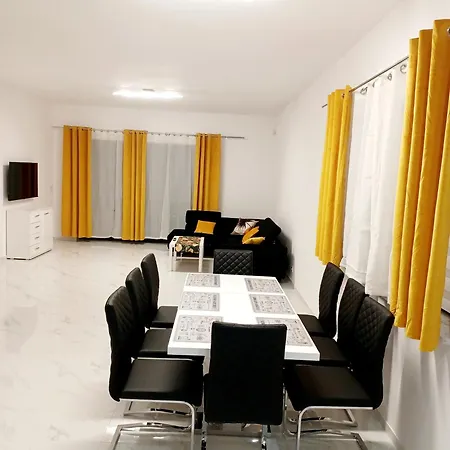 Hébergement de vacances Ajp Exclusive House